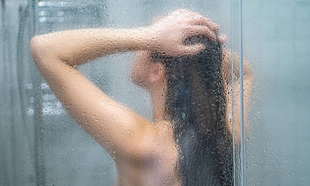 É melhor tomar banho durante o dia ou à noite? – 14/09/2025 – Equilíbrio