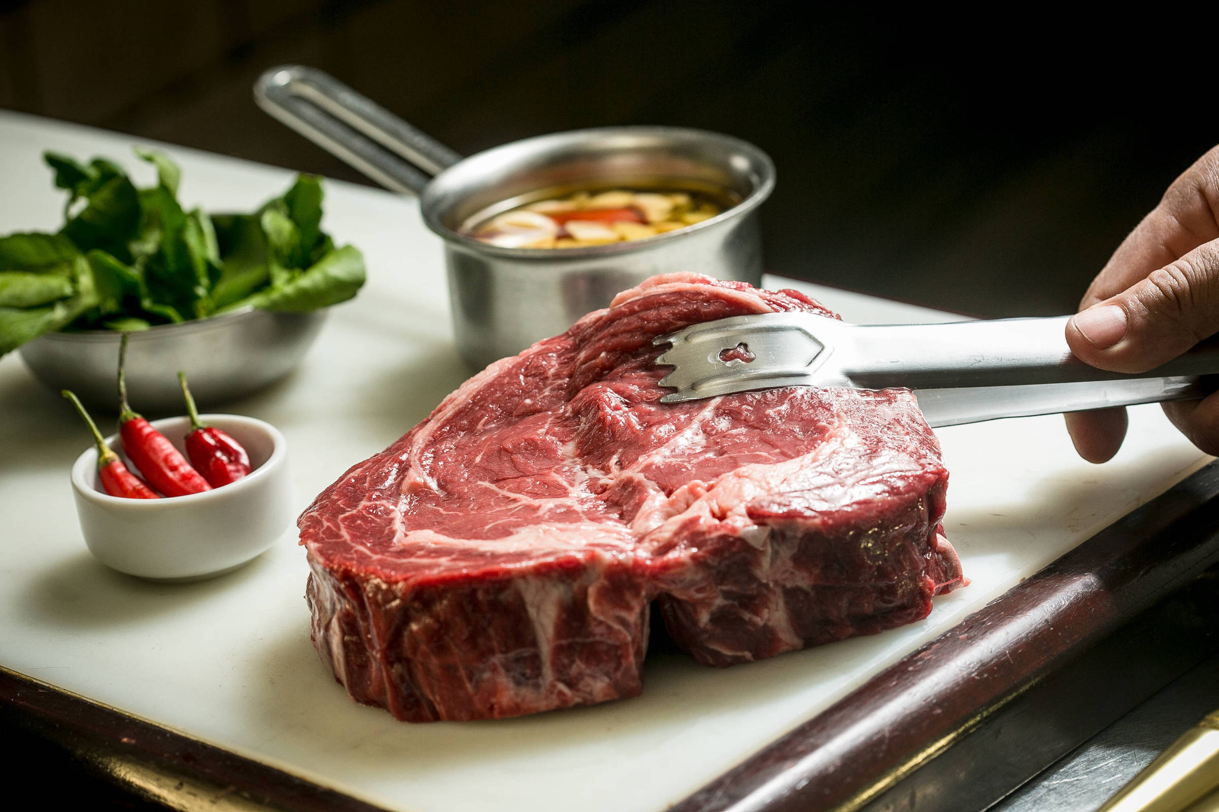 Estudo polêmico diz que carne vermelha previne câncer – 08/09/2025 – Equilíbrio e Saúde