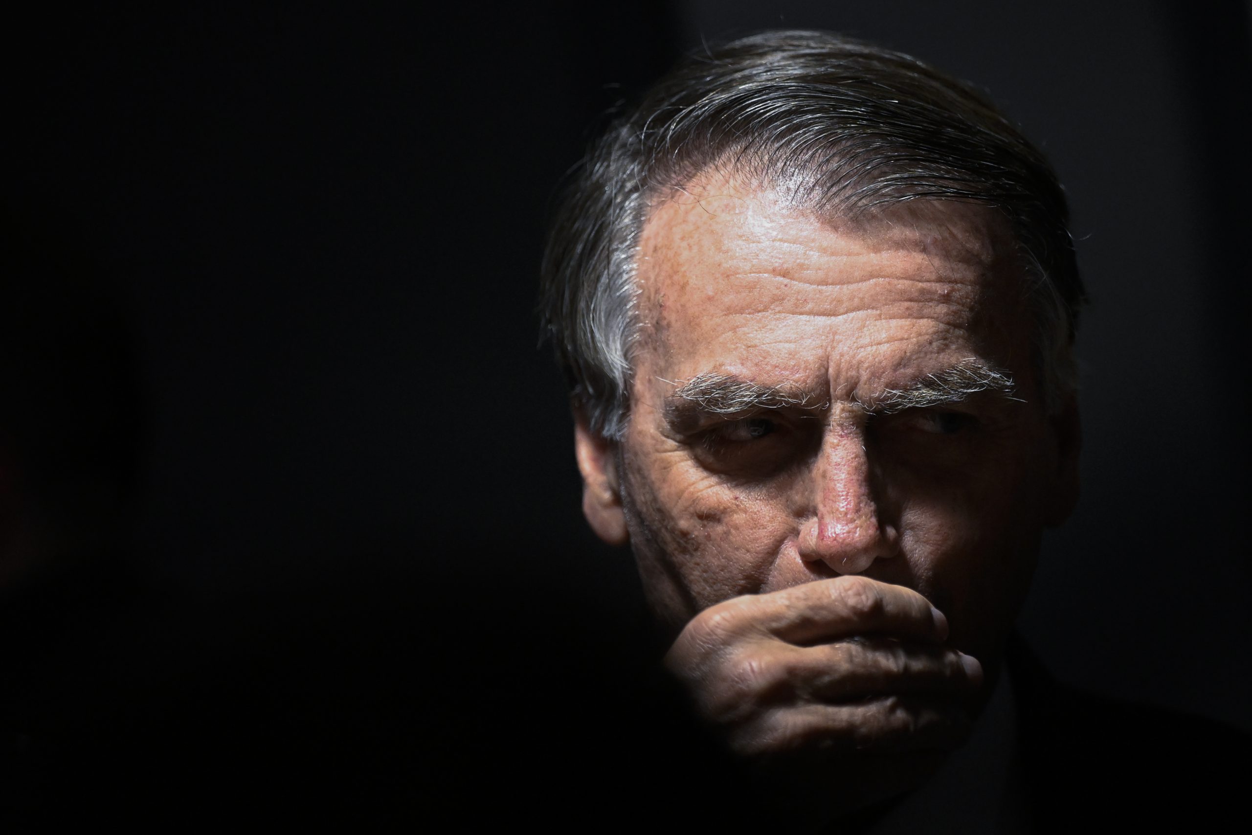 Bolsonaro condenado a pagar R$ 1 milhão por falas ‘racistas’