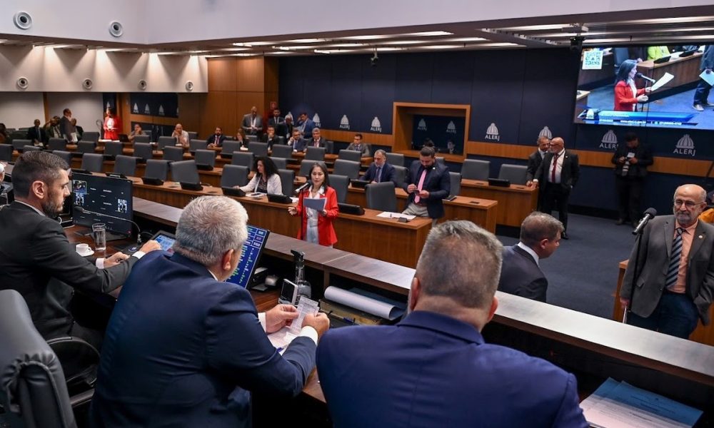 Alerj aprova recriação da ‘gratificação faroeste’ para Polícia Civil