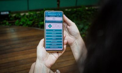 Após ataques e desvios milionários, Banco Central adia lançamento do Pix parcelado