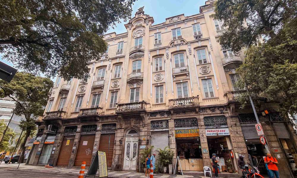 Histórico Hotel Aymoré, na Cruz Vermelha, é vendido por R$ 600 mil – Diário do Rio de Janeiro