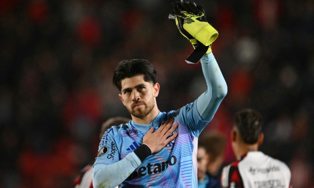 Imprensa internacional repercute classificação do Flamengo sobre o Estudiantes: ‘Rossi herói’