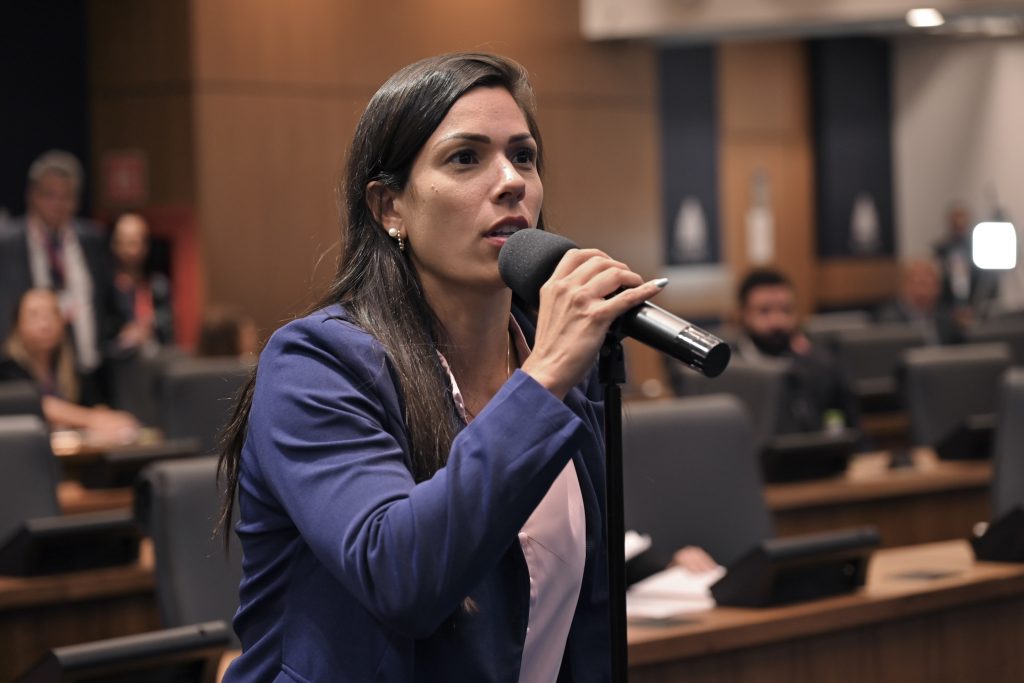 Índia Armelau lidera influência digital na Alerj; direita e esquerda dividem top 10, diz LabPop – Diário do Rio de Janeiro