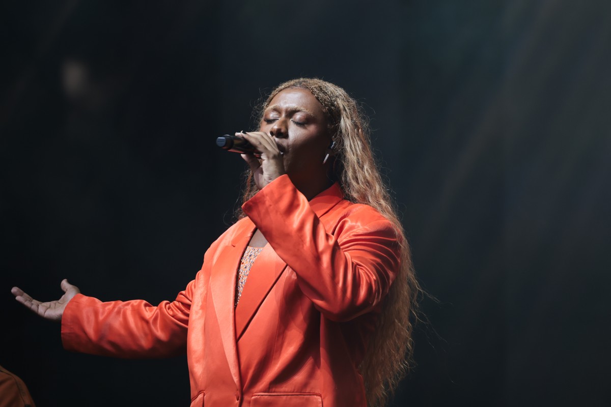 Liniker é destaque entre os brasileiros indicados ao Grammy Latino 2025; confira a lista completa