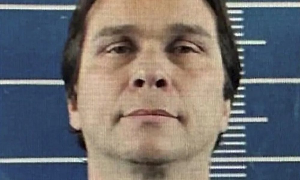 Maurício Demétrio: Governo vai pagar R$ 517 mil por férias não gozadas a ex-delegado preso por extorsão