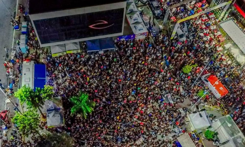 Palco da festa de 90 anos da Rádio Tupi, Praça do Pacificador guarda histórias de séculos passados