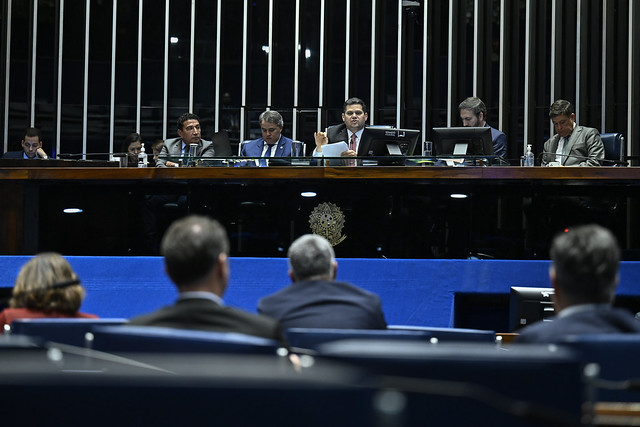 Senado abre consulta pública sobre anistia