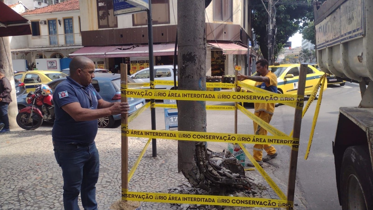 Poste em mau estado de conservação é isolado no Jardim Botânico – Diário do Rio de Janeiro
