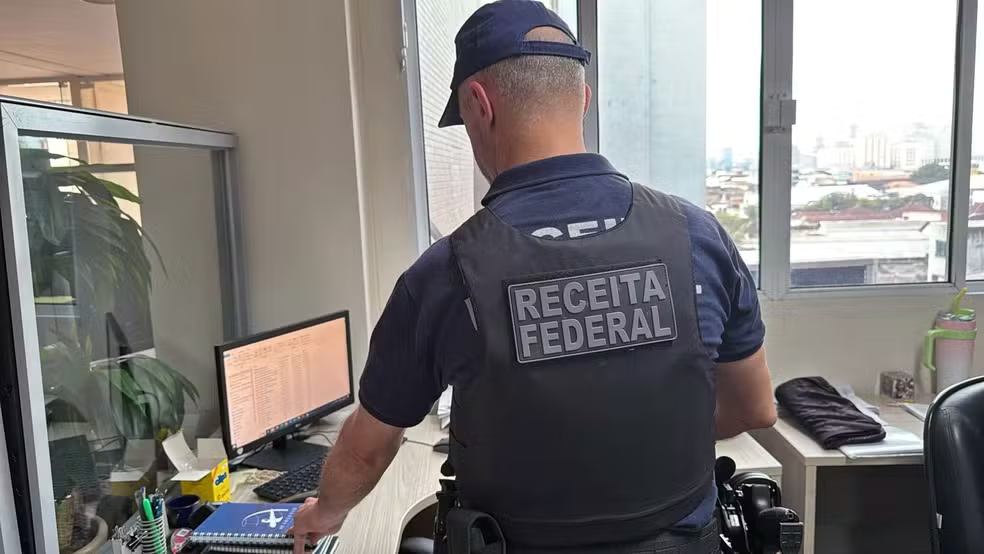 Receita Federal retém carga de navios em operação contra fraudes na importação de combustíveis – Diário do Rio de Janeiro