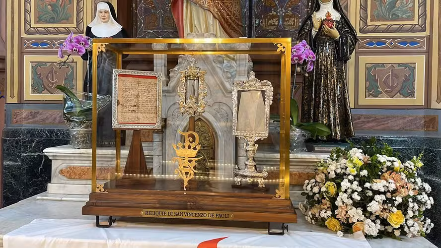 Relíquias de São Vicente de Paulo iniciam peregrinação pelo Rio; veja o roteiro – Diário do Rio de Janeiro