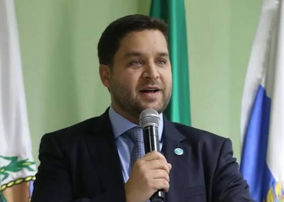 Thiago Pampolha, conselheiro do TCE, suspende licitação de R$ 132,8 milhões da Secretaria estadual do Ambiente
