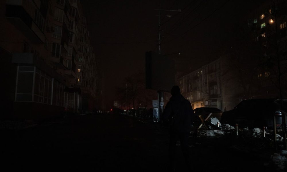 Zona Norte do Rio enfrenta novo apagão após madrugada sem luz