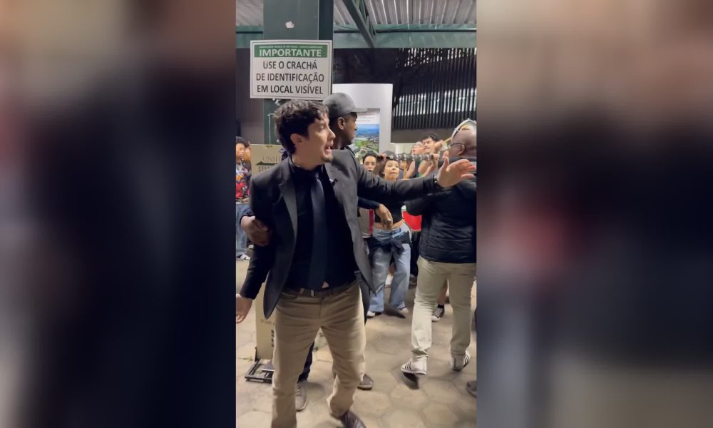 Vereador de Guarulhos é hostilizado durante visita à Unifesp