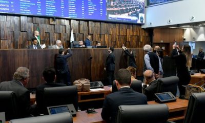 Projeto que restringe saidinhas de presos retorna às comissões da Alerj depois de receber 13 emendas