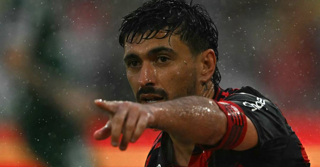 Arrascaeta sofre tentativa de assalto na saída do Maracanã: ‘Momento desagradável’