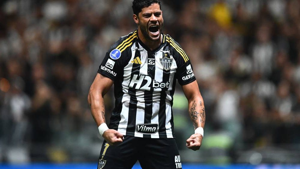 A vingança de Hulk com árbitro que deu cartão amarelo inusitado ao atacante; confira vídeo