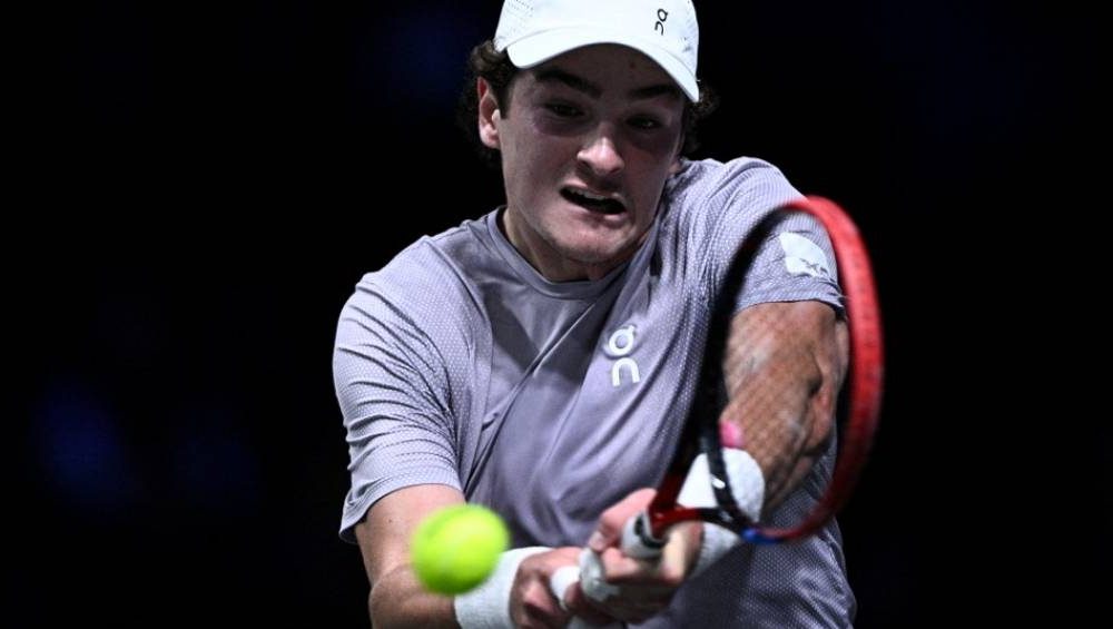 No Masters 1000 de Paris, João Fonseca perde para Khachanov