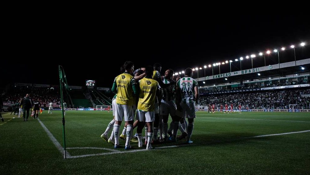 Juventude x Bragantino no Brasileirão: onde assistir, horário e escalações