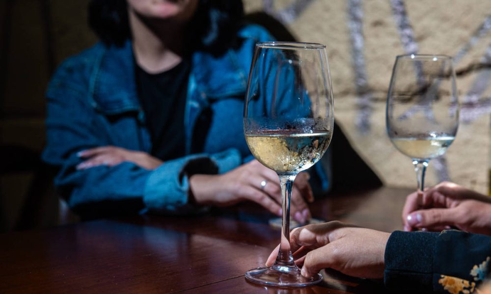 Metanol: SP tem 102 casos confirmados e investigados – 03/10/2025 – Equilíbrio e Saúde