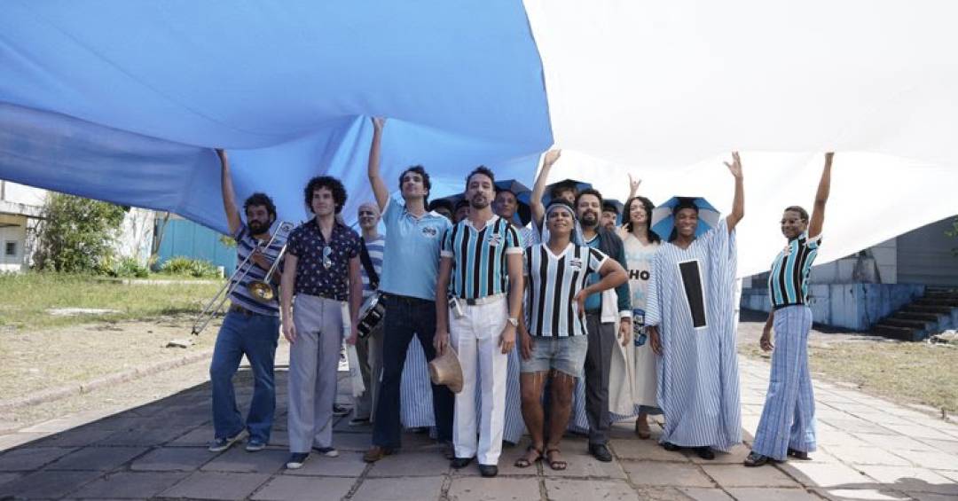 Primeira torcida gay do Brasil, Coligay vira série e reforça diversidade | VEJA Gente