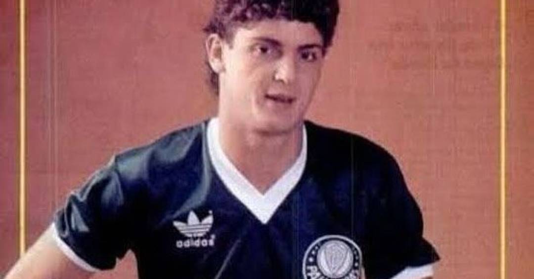 Morre aos 58 anos Edu Manga, ex-meia do Palmeiras