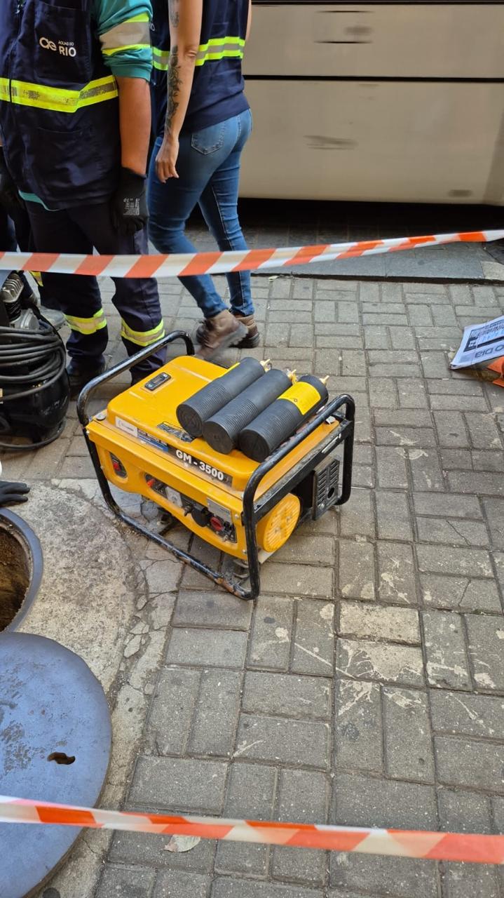 Depois da “rolha de bosta”, consumidores usam redes sociais para criticar Águas do Rio e denunciar abusos – Diário do Rio de Janeiro