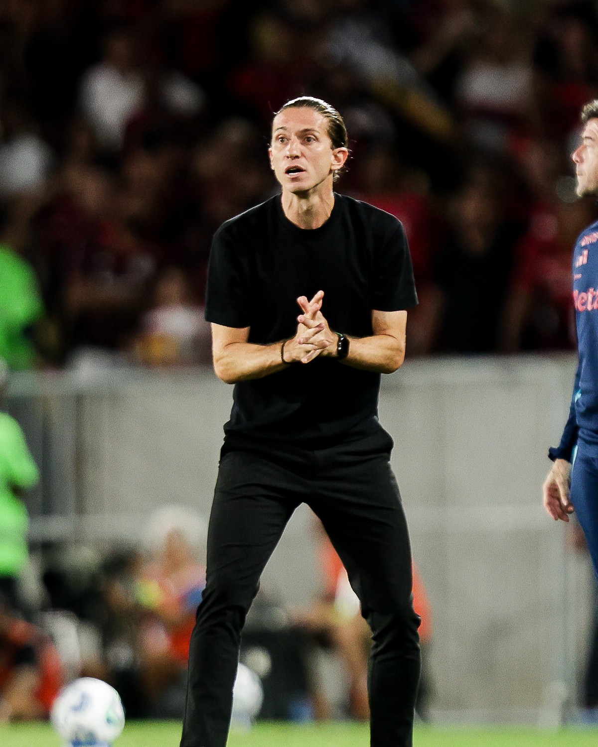 Filipe Luís minimiza sequência sem vitórias em casa e destaca nível técnico de Flamengo x Cruzeiro: ‘Intensidade europeia’