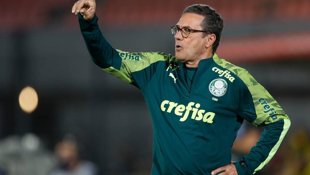 Luxemburgo alerta Abel Ferreira: “Não vai ensinar o torcedor a torcer”