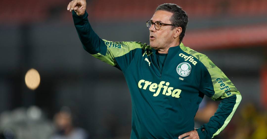 Luxemburgo alerta Abel Ferreira: “Não vai ensinar o torcedor a torcer”