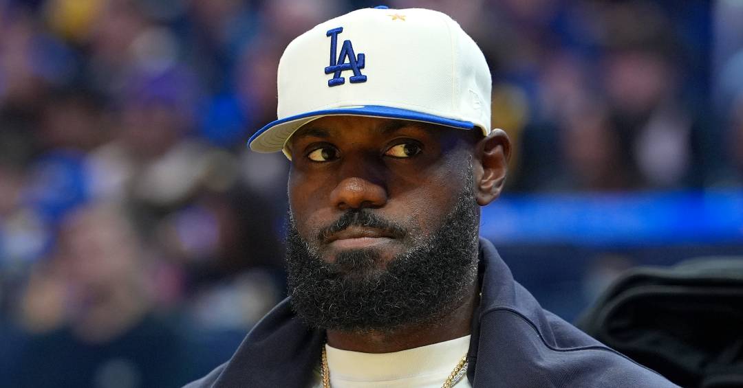 LeBron James é chamado de ‘cafona’ após ação comercial | VEJA Gente