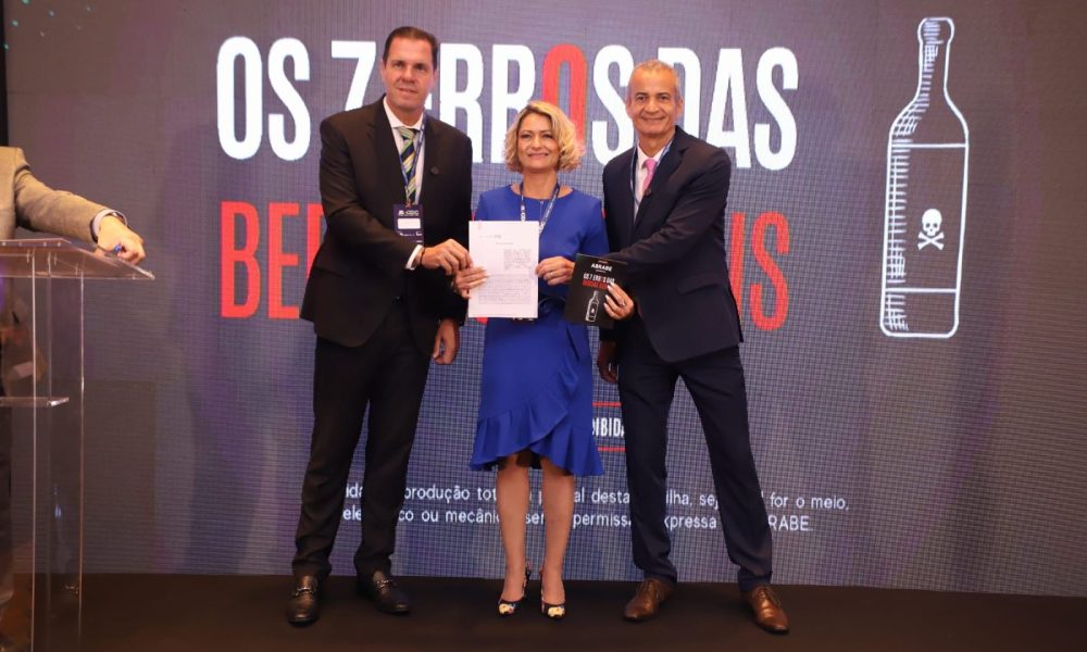 Governo do Estado e Associação Brasileira de Bebidas lançam cartilha inédita para identificação de bebidas falsificadas – Diário do Rio de Janeiro