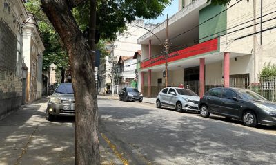 Polícia Militar retira trailer um dia após instalá-lo em frente à paróquia ameaçada no Andaraí
