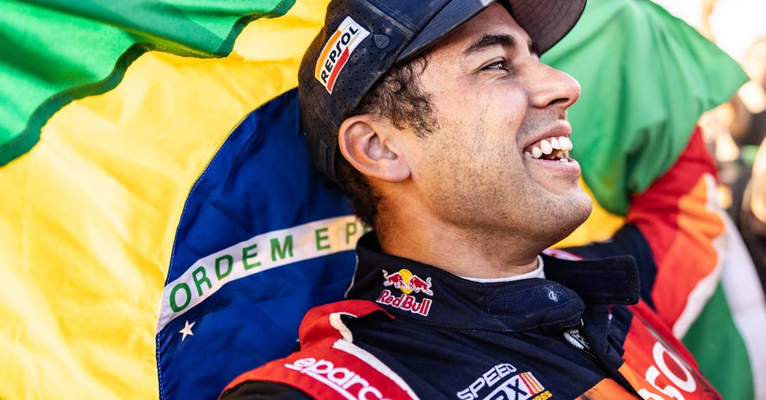 Brasileiro Lucas Moraes é campeão mundial de Rally Raid no Marrocos