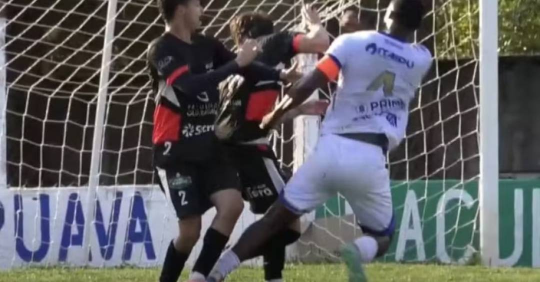 Jogador recebe pena maior que agressor que o xingou de ‘macaco’ | VEJA Gente