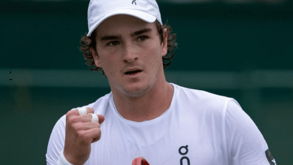 João Fonseca enfrenta o 18° tenista do mundo