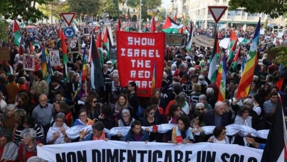 A confusão entre polícia e manifestantes pró-Palestina em Itália x Israel