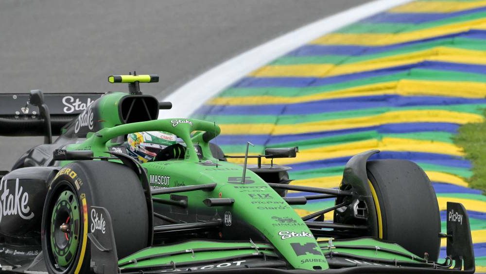 F1: Bortoleto bate em Interlagos e abandona na primeira volta