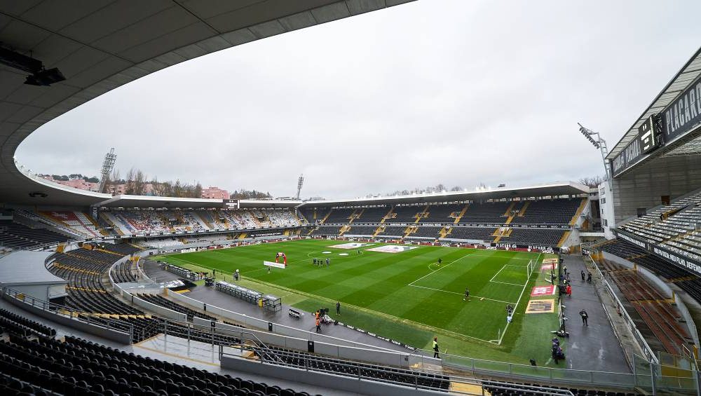 Vitória x Sporting: onde assistir, horário e escalações