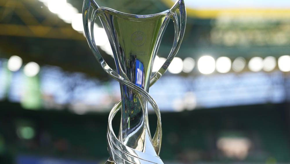 Jogos de hoje, terça, 11 de novembro: onde assistir futebol ao vivo e horários