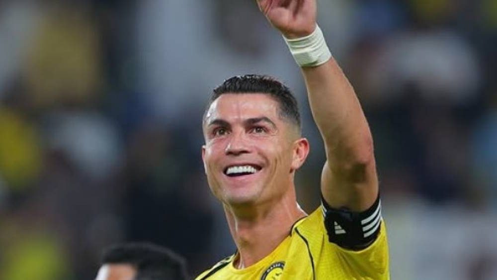 Cristiano Ronaldo expõe fortuna e o bem mais valioso que já comprou | VEJA Gente