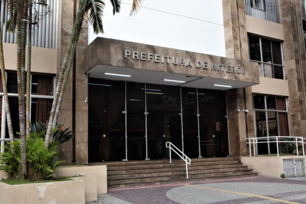 Prefeitura de Niterói anuncia financiamentos de até R$ 300 mil com juros zero para micro e pequenas empresas