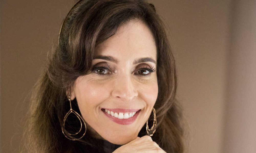 Deborah Evelyn volta à Globo após cinco anos e fará próxima novela das nove