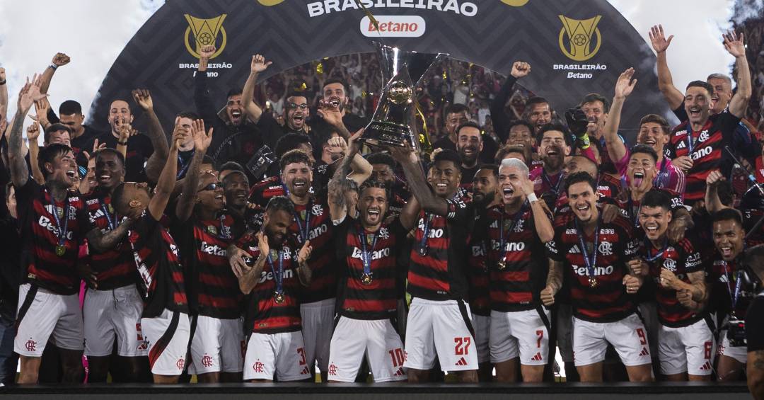 Flamengo volta a bombar nas redes após conquista do Brasileirão