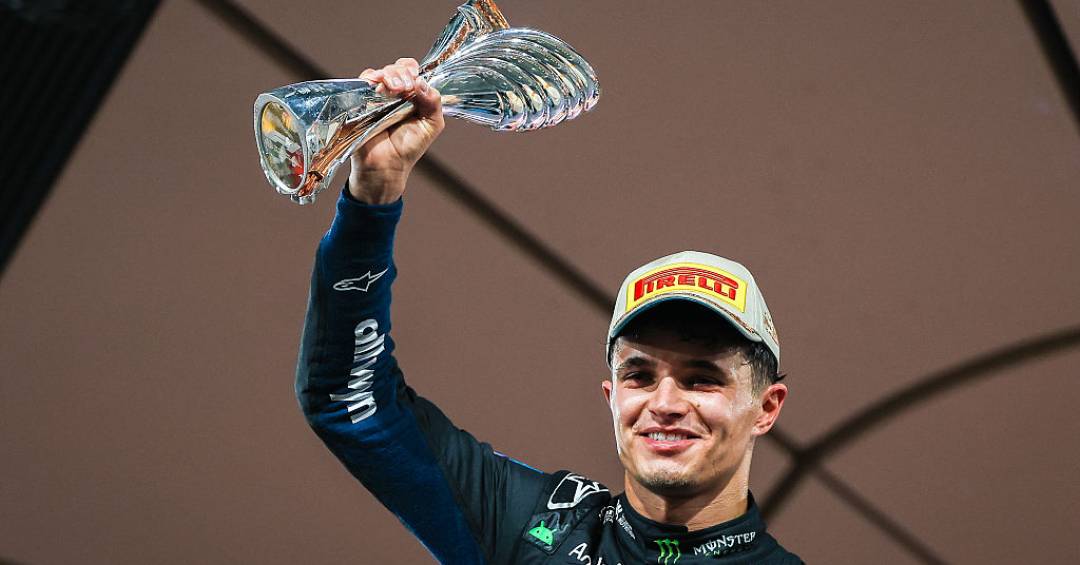 Norris vira o jogo e é campeão da F1 mesmo com vitória de Verstappen em Abu Dhabi