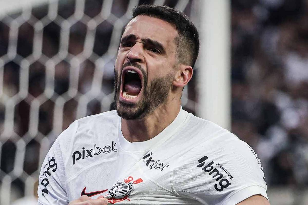 Ídolo do Corinthians, Renato Augusto é contratado pela Globo para ser comentarista