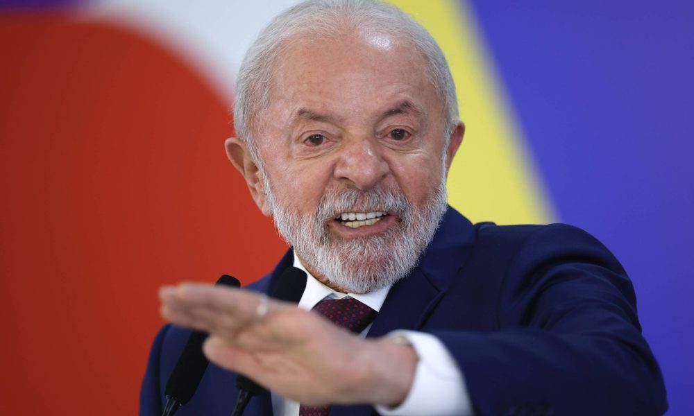 Lula diz que Zezé Di Camargo fez cretinice com filhas de Silvio Santos