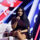 Nicki Minaj chama J.D. Vance de 'assassino' em frente a viúva de Charlie Kirk