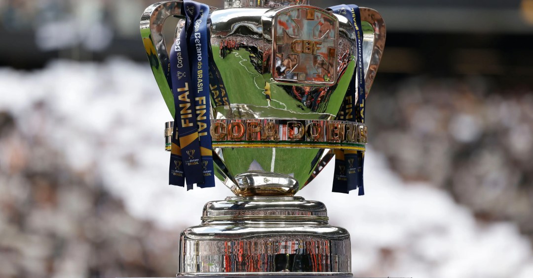 Jogos de hoje, domingo, 21 de dezembro: onde assistir futebol ao vivo e horários