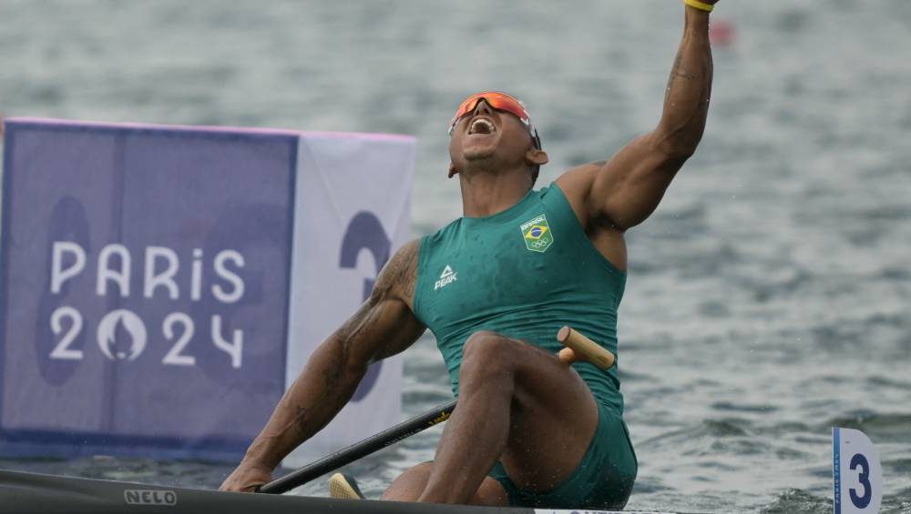 Quem foi afetado pelo encerramento da canoagem e do remo paralímpico no Flamengo
